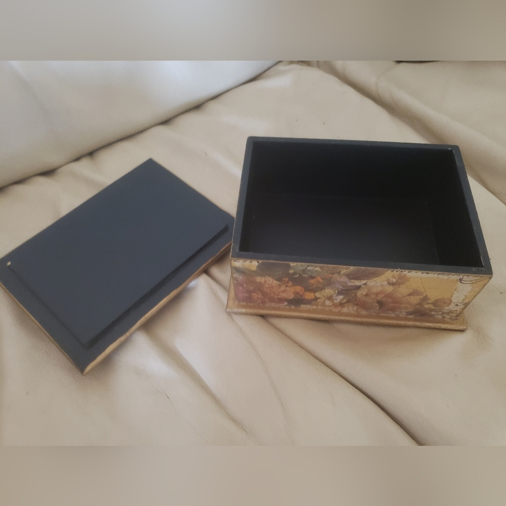 Small Decorative Box - Picture 2 of 2